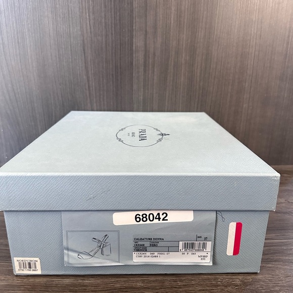 PRADA Round Heel Ankle Strap Slingback Sandal Shoe 37 (6.5 US) black patent - Picture 3 of 4